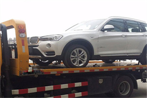 斜土路拖车24小时服务电话