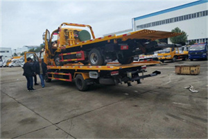 斜土路同城汽车补胎